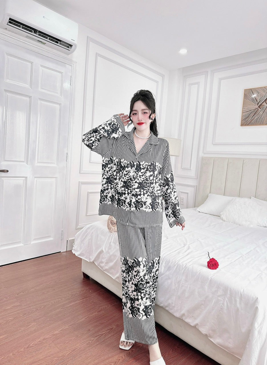 BW Floral Stripes Simplicity Satin Long Sleeve