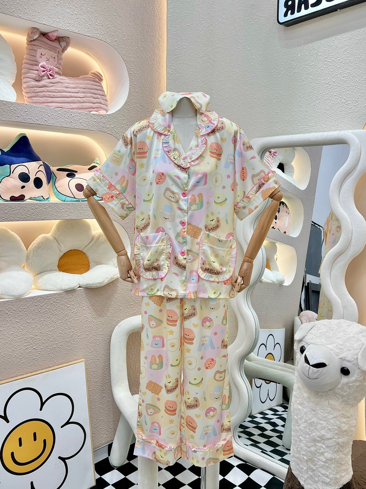 Pastel Hamburger Bear Satin Short Sleeve