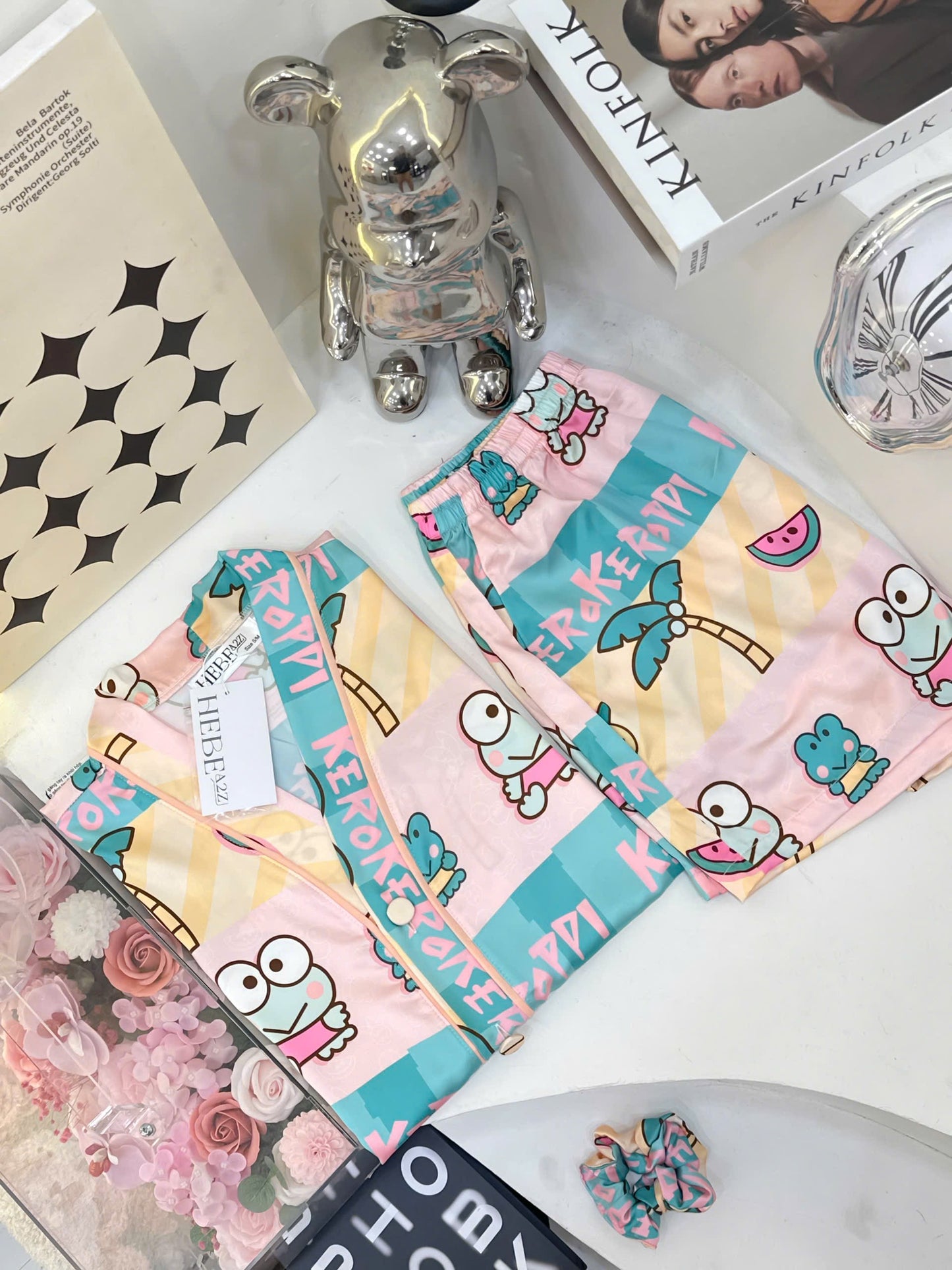 Kerroppi V Neck Satin Pajama Short Set