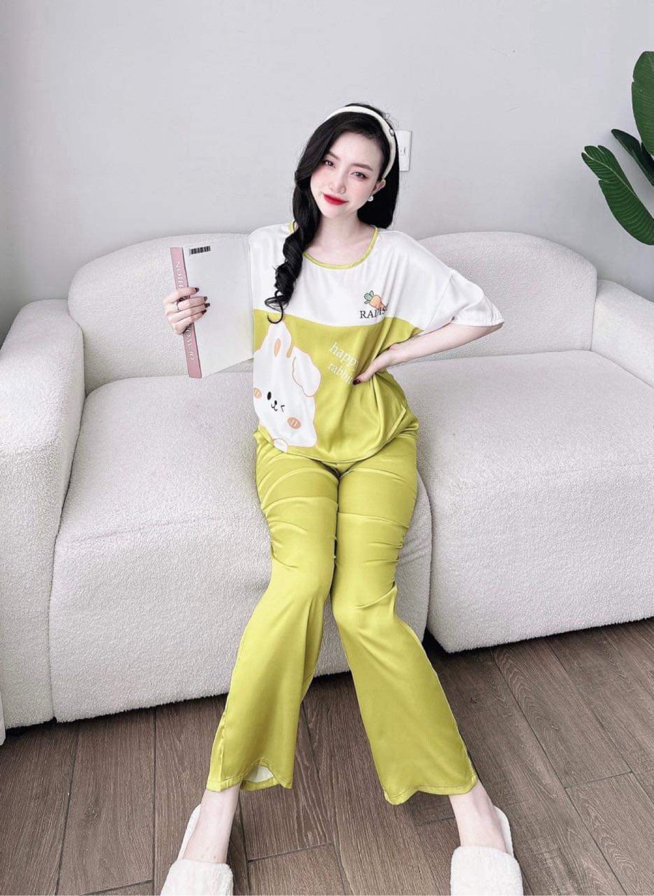 Petite Bunny Pattern Satin Pajama Short Sleeve