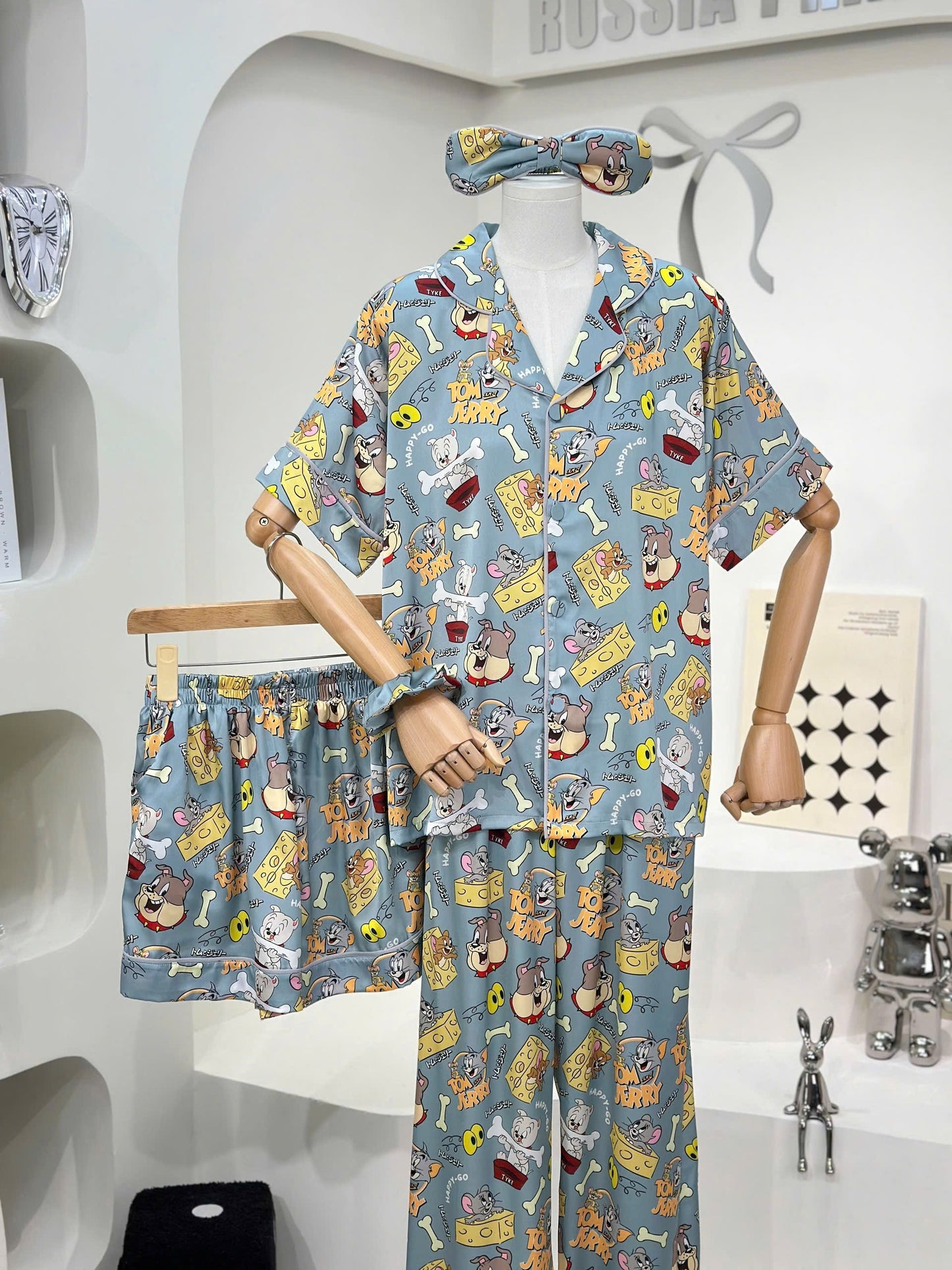 Gray Tom and Jerry Satin Pajama Short Sleeve