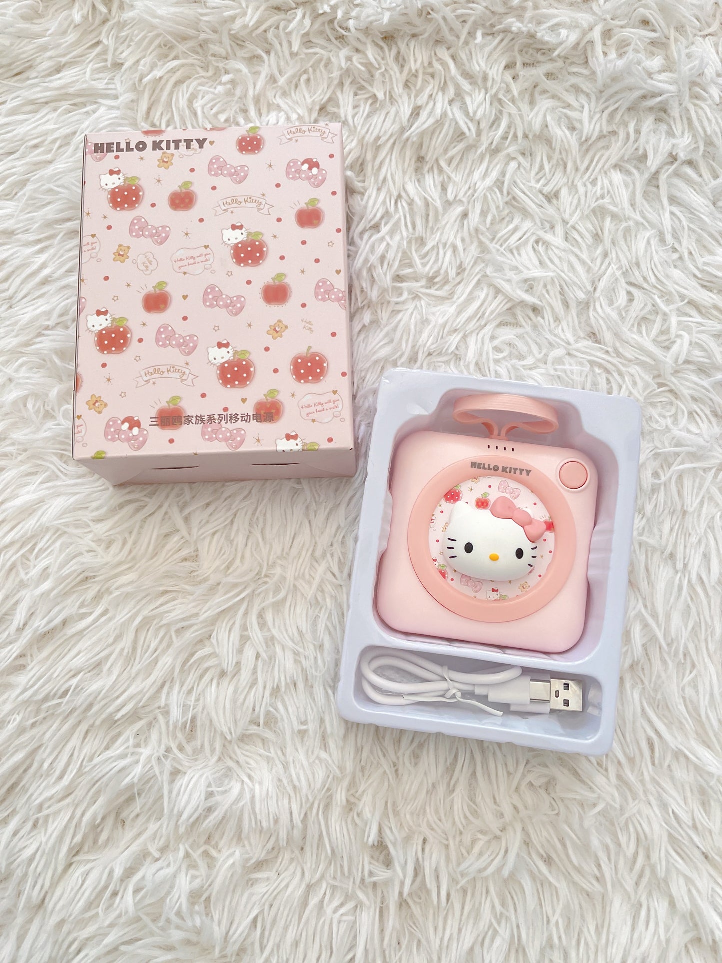 Cute Mini Power Bank 20000mAh with Attched Cables for IOS/Android Sanrio Hello Kitty Cinnamoroll