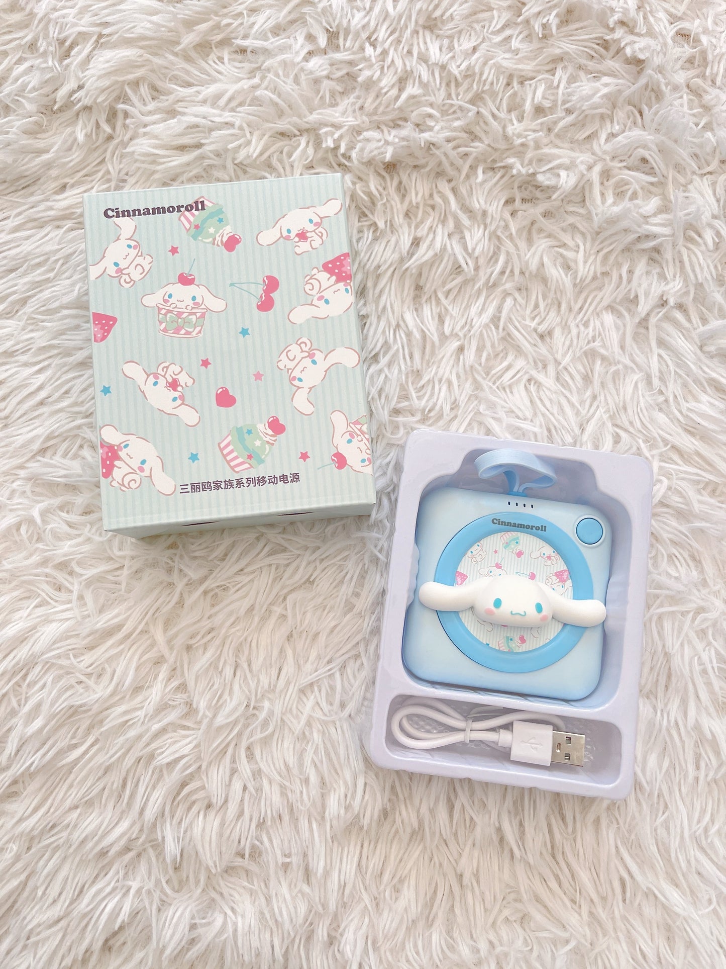 Cute Mini Power Bank 20000mAh with Attched Cables for IOS/Android Sanrio Hello Kitty Cinnamoroll