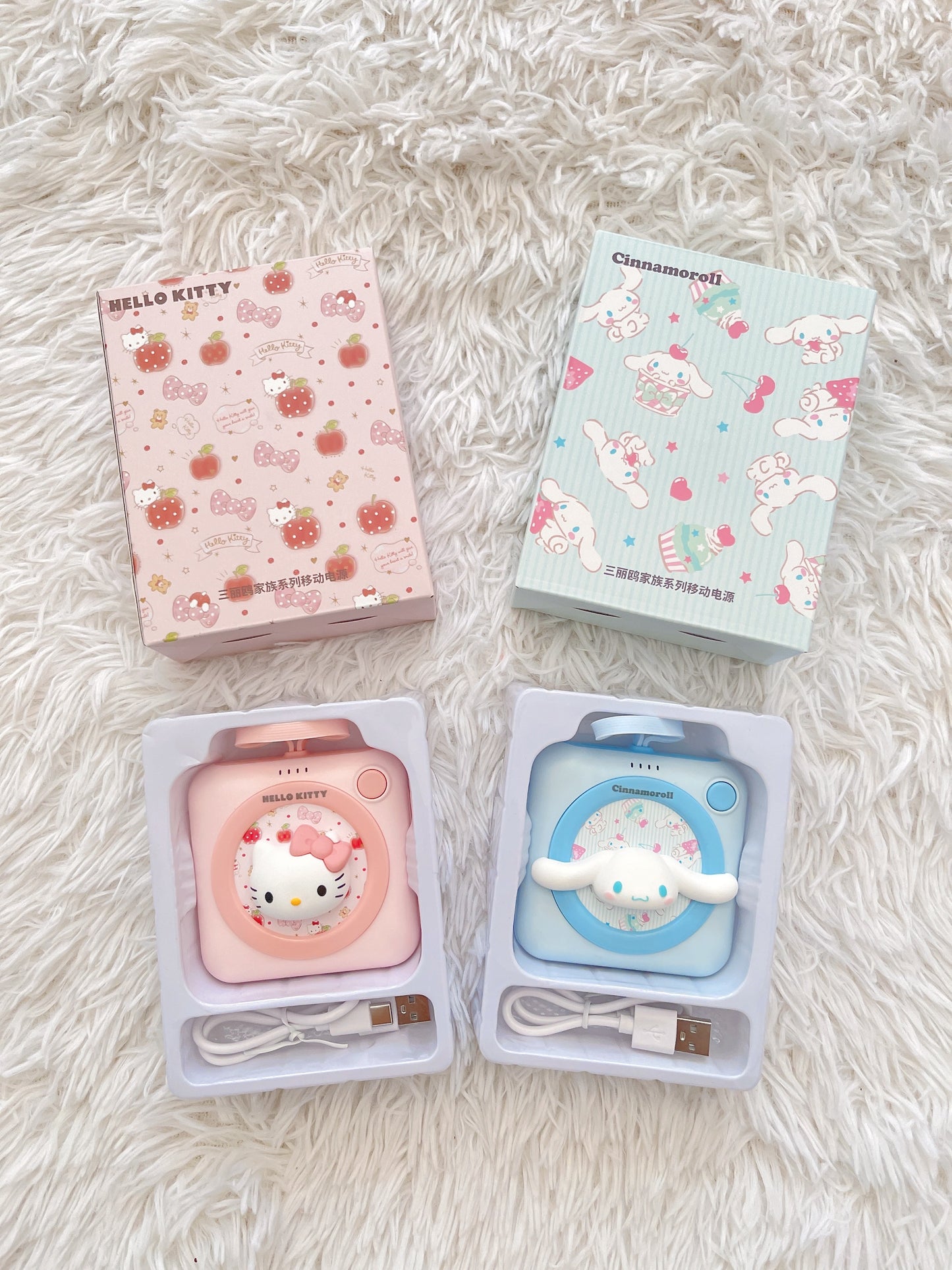 Cute Mini Power Bank 20000mAh with Attched Cables for IOS/Android Sanrio Hello Kitty Cinnamoroll