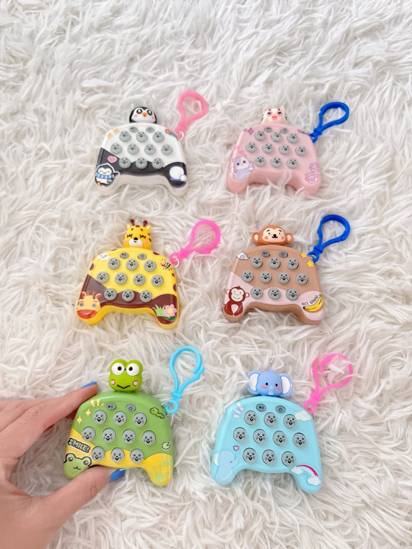 Mini Quich Push in Cute Animal Design Keychains, Bag Decoration, Frog, Cat, Giraffe, Monkey, Penguin, Elephant